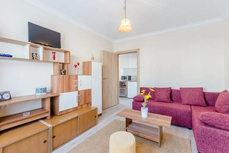 Apartments Fidelis - One Bedroom Apartment With Terrace And Garden View 2 Trogir