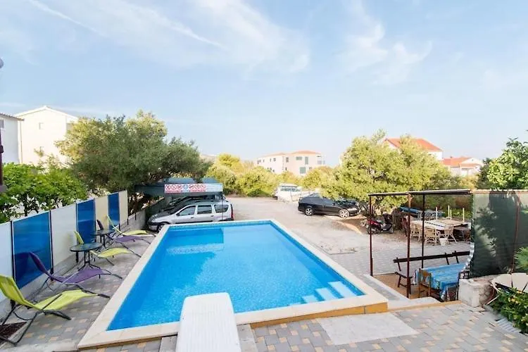 Apartments Fidelis - One Bedroom Apartment With Terrace And Garden View 2 Trogir
